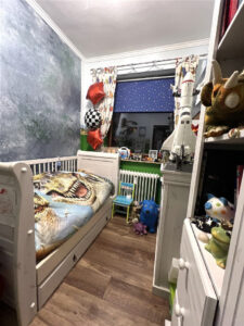 Kinder-/ Arbeitszimmer