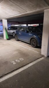 Tiefgaragenstellplatz