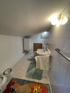 Zusätzliches Bad