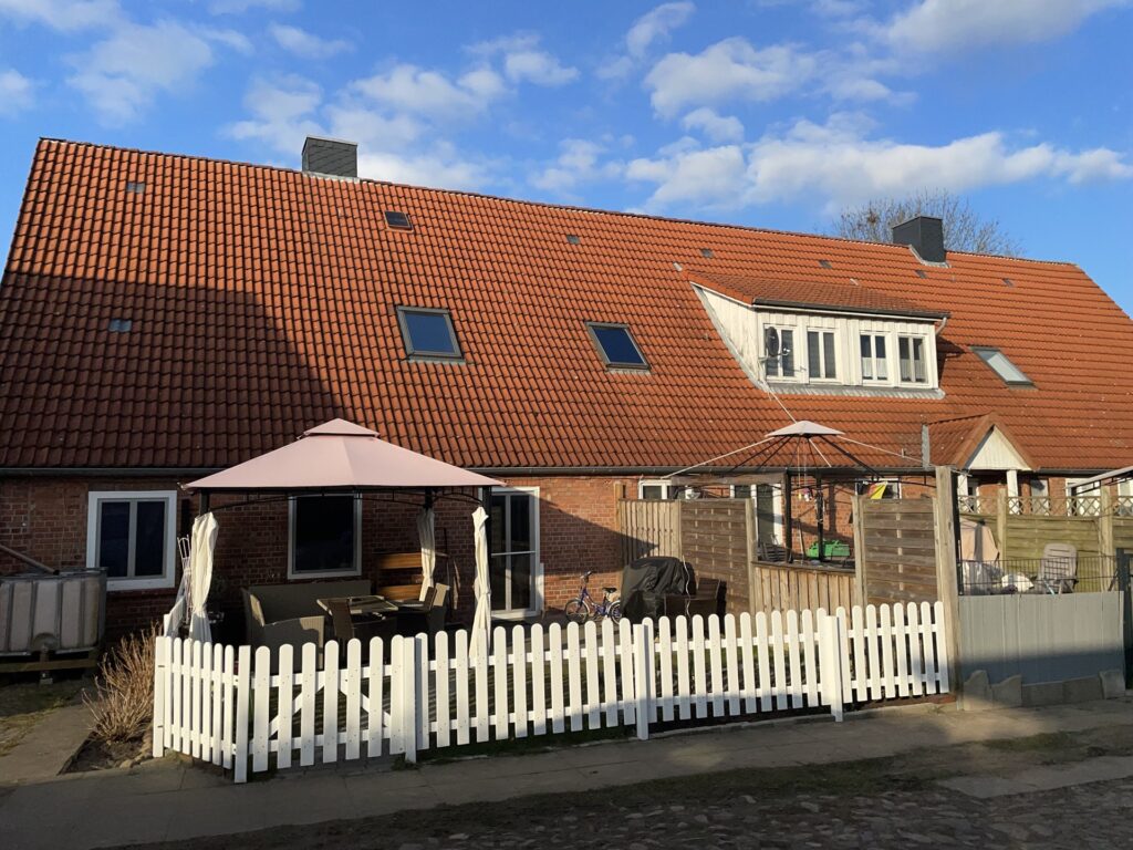 Drei vermietete Mehrfamilienhäuser in Steinkirchen! Kaufpreisfaktor 16,06