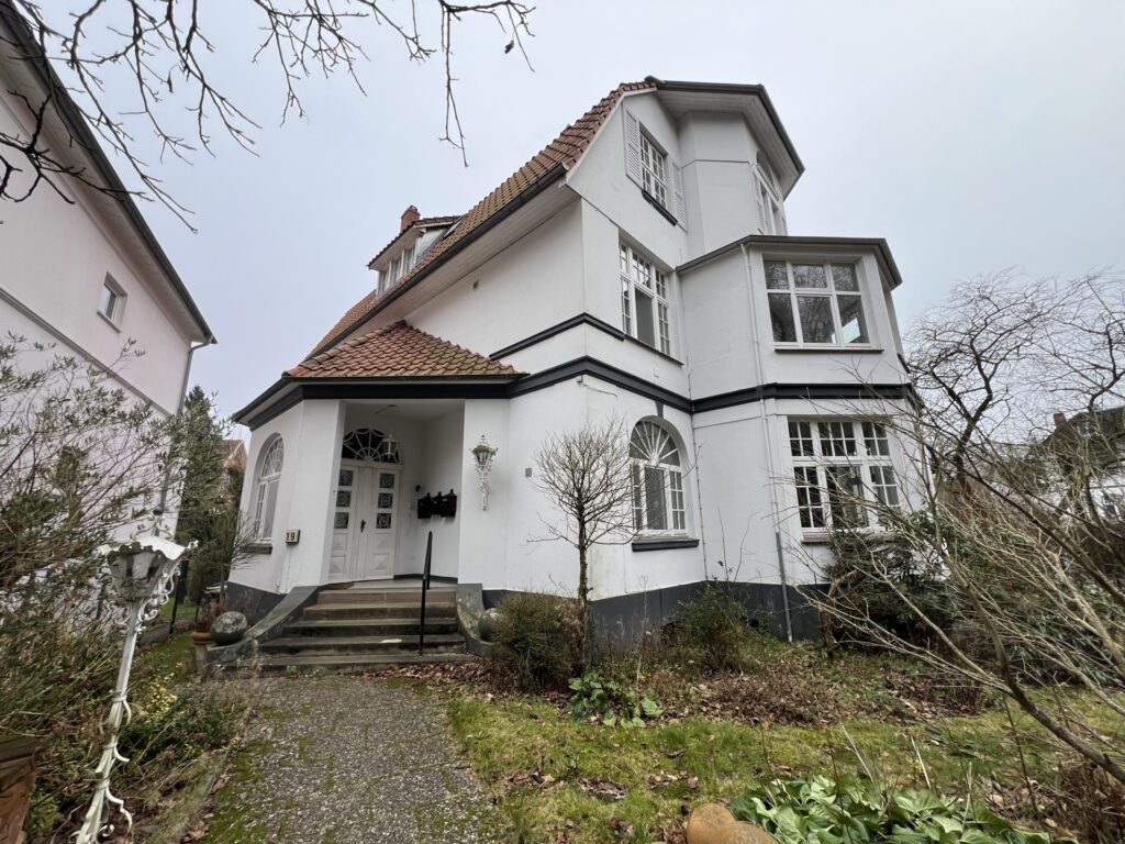 Investitionsanlage! MFH mit 3-4 Wohneinheiten in Bad Schwartau