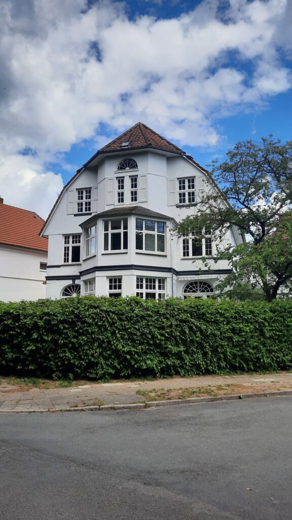 Investitionsanlage! MFH mit 3-4 Wohneinheiten in Bad Schwartau