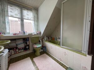 Badezimmer DG
