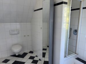 OG Bad , Dusche