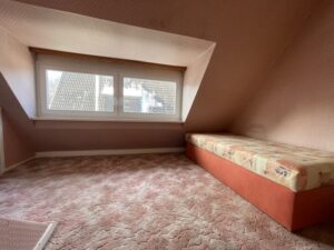 Schlafzimmer DG