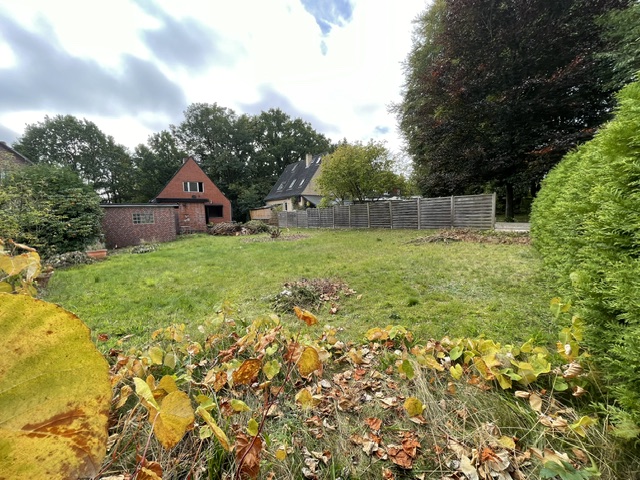 Tolles Baugrundstück in zweiter Reihe in Norderstedt / Glashütte !! Tolles Baugrundstück in zweiter Reihe in Norderstedt / Glashütte !!